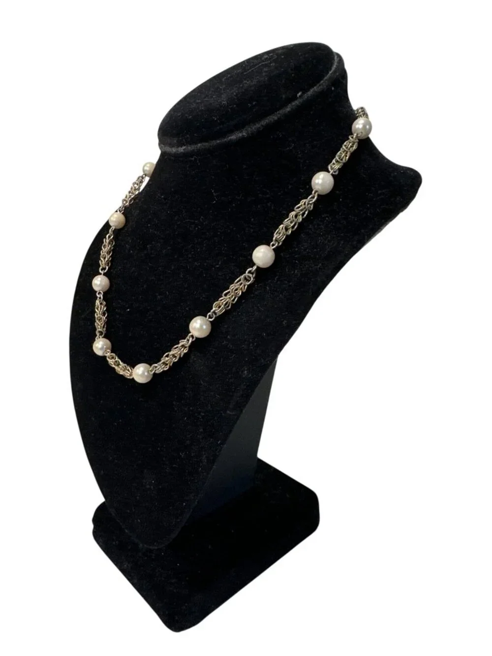Vintage Gold-Tone Chain Necklace Faux Pearl Beads Elegant Timeless Classic
